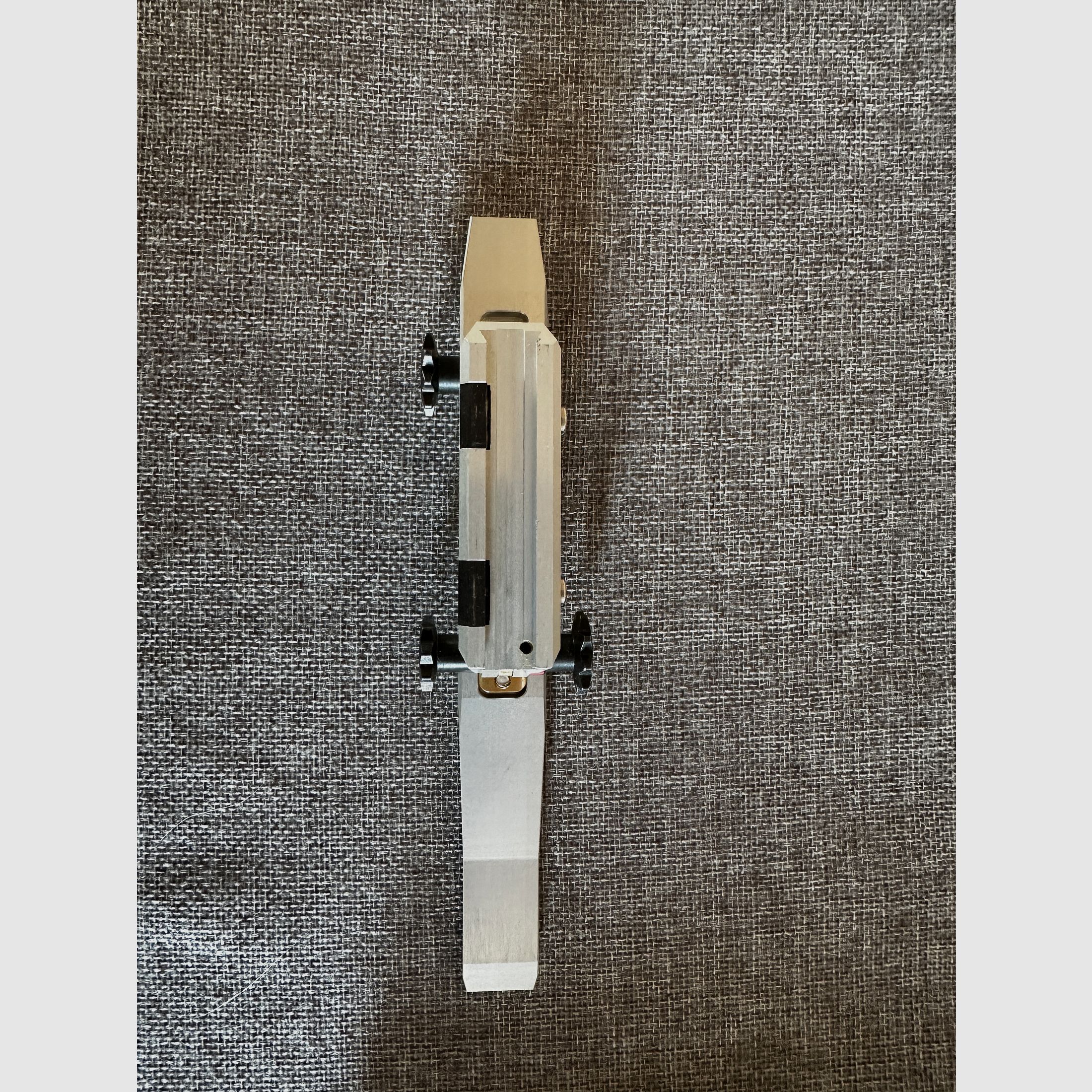 Micro Mount by Centra Montage Montageerhöhung 50m 100m Prismaschine