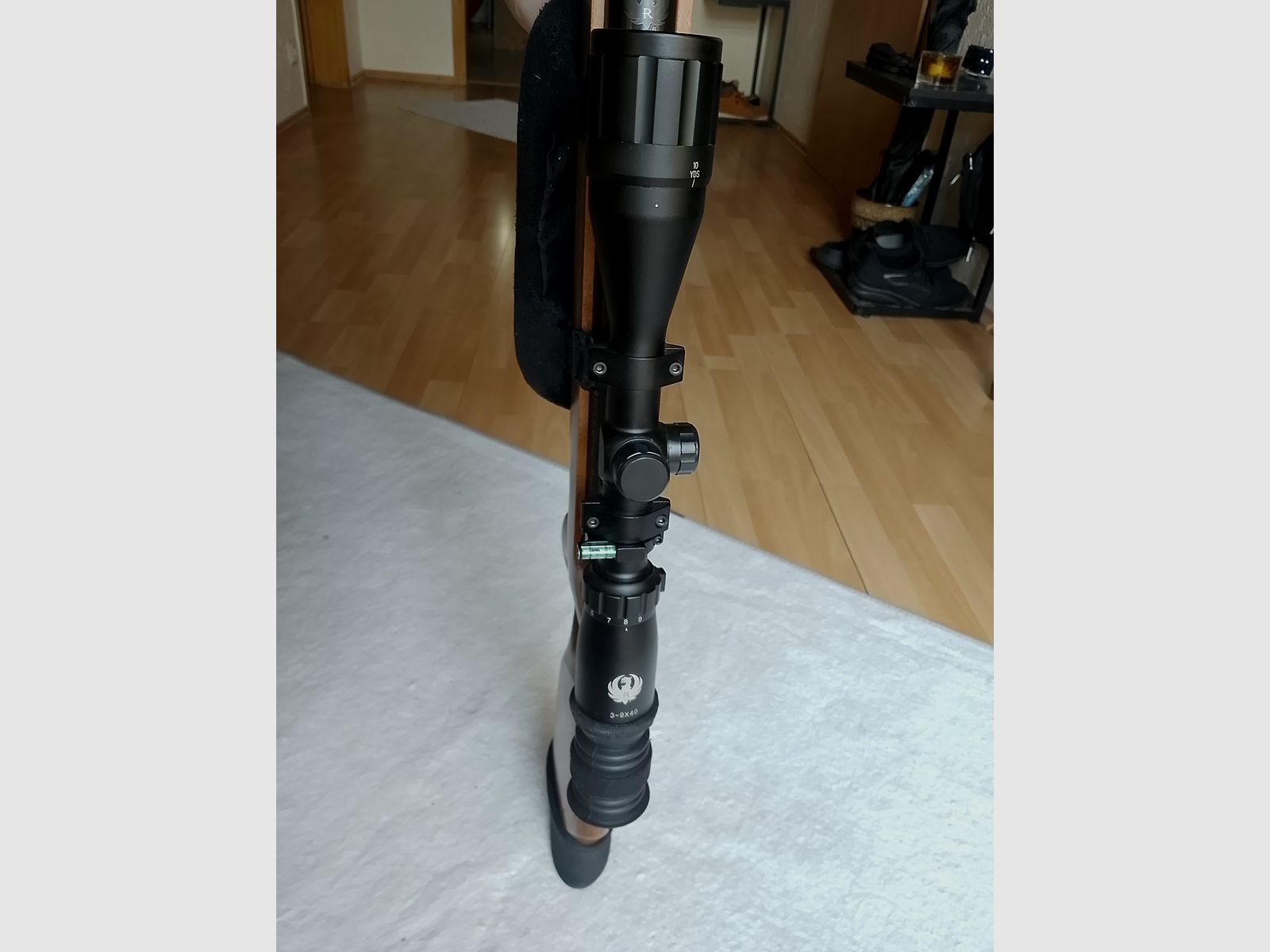 Ruger Air Hawk luchtgeweer kniklader 4,5mm .177 Target Sniper geluiddemper tactisch 3-9x40 richtkijker matchkwaliteit als nieuw