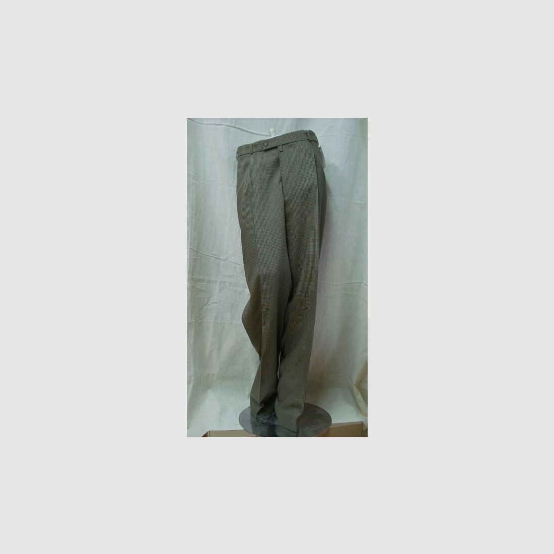 Pantalon de costume AKAH à carreaux taille 52