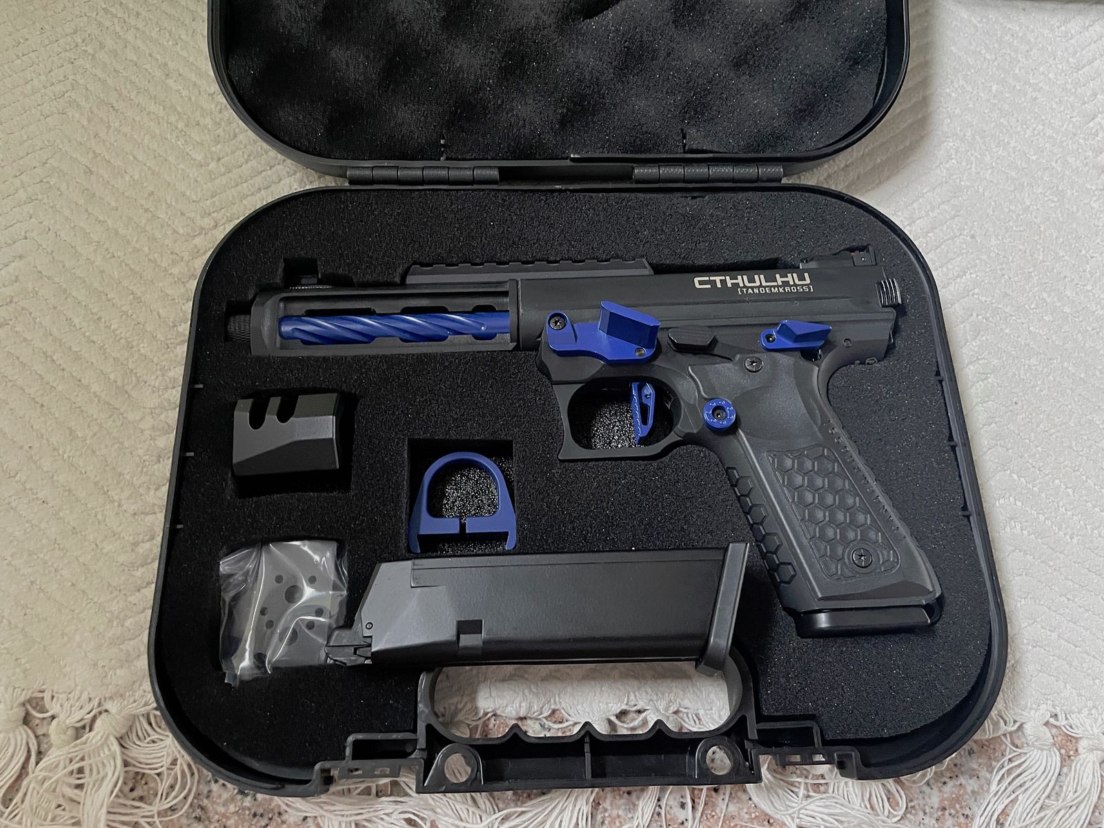 Lancer Tandemkross Cthulhu GBB