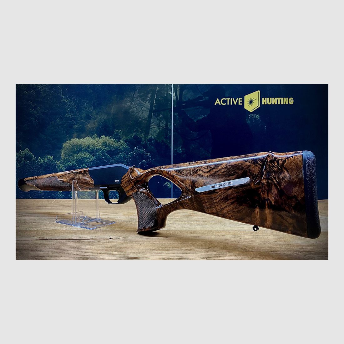 Blaser R8 Success Schäftung / Holzklasse 9 / Super Finish / TRAUMSCHÄFTUNG DER EXTRAKLASSE