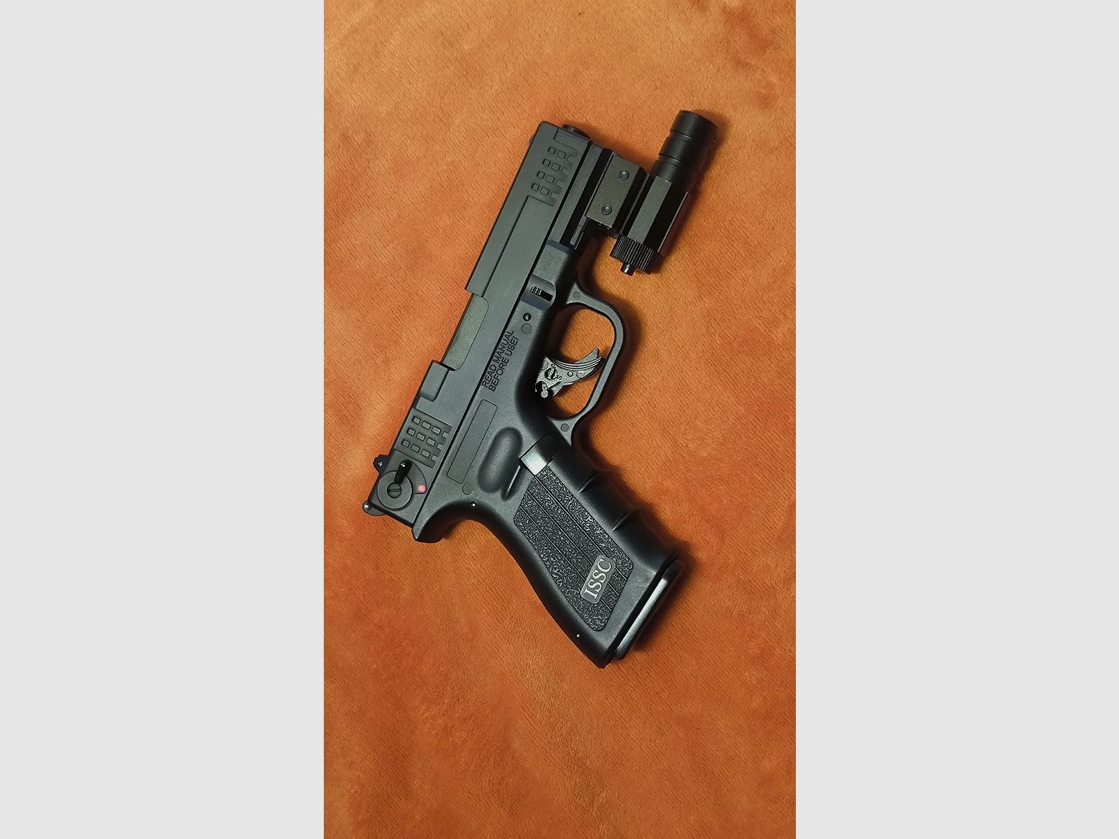ISSC M22 CO2 Blowback wie Neu Voll Set