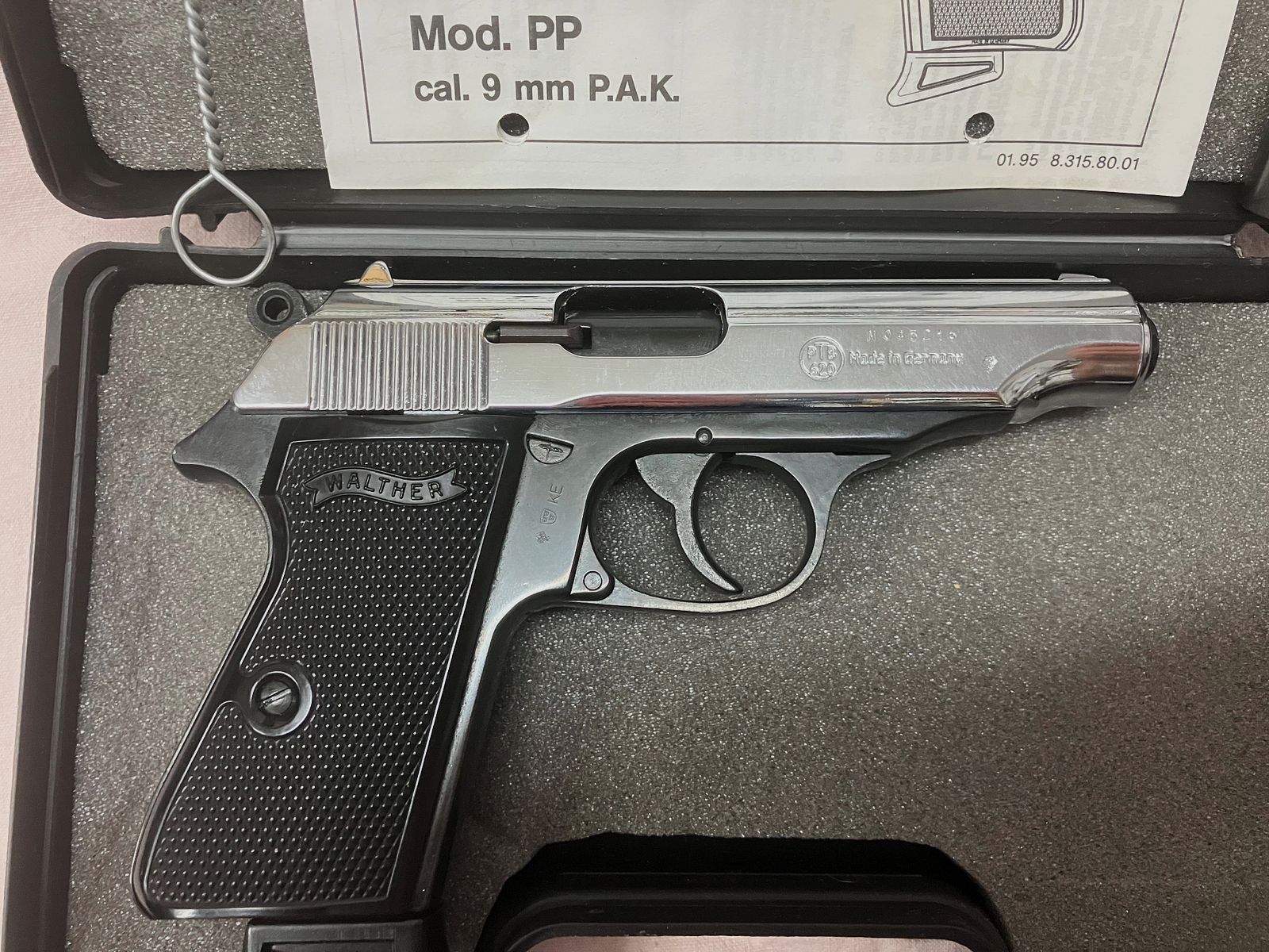 Walther PP chrome poli, calibre : 9 mm P.A.K., PTB n° 620, inutilisé