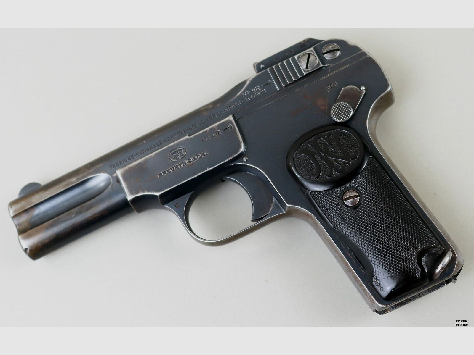 PISTOLA F.N. BROWNING MOD. 1900 CAL. 7,65 MM MATR. 231563, immagine 2 di 7