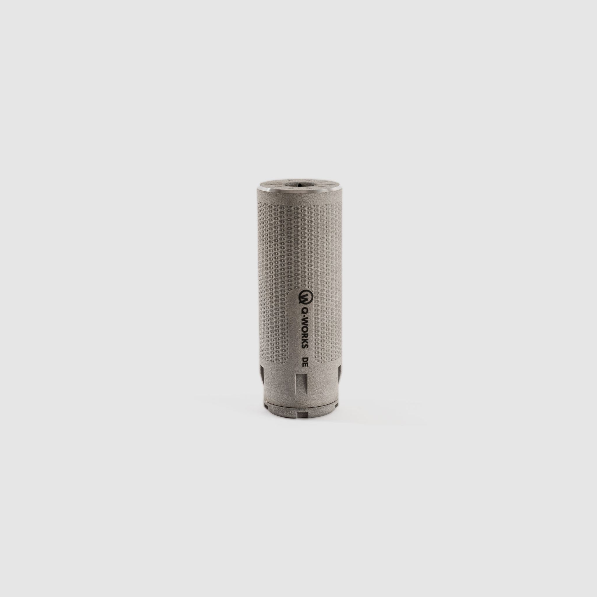 Q-WORKS Hunt Compact Silenziatore – Raw Titanium, immagine 3 di 3