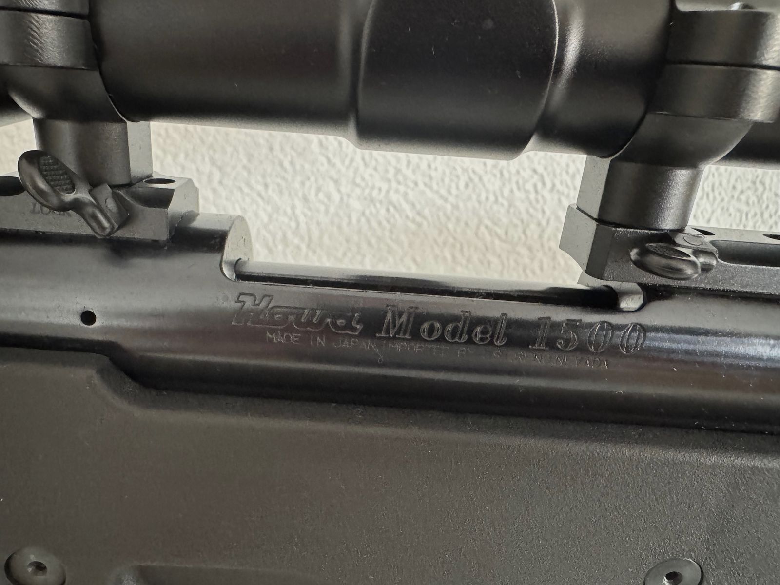 Howa 1500 .223 Rem mit Mündungsbremse und Zweibein Roedale Precison Schaft 