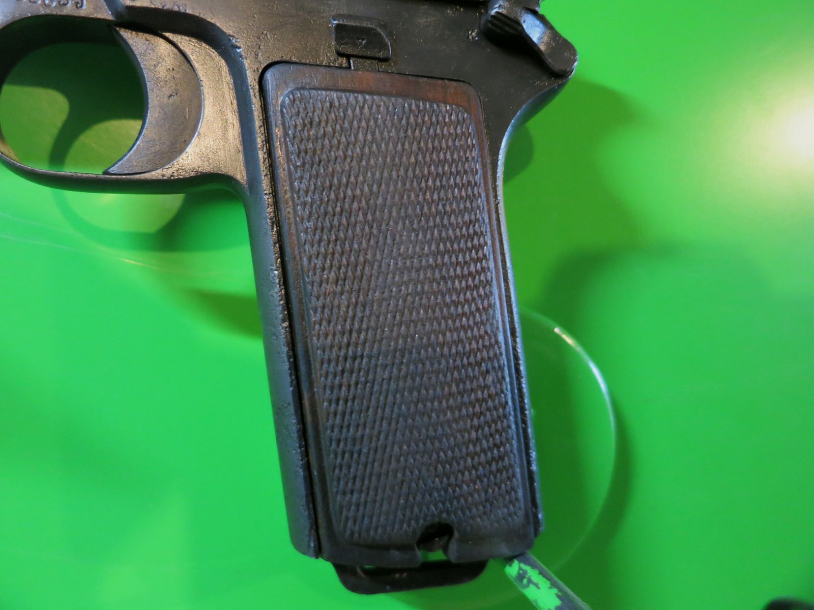 Steyr Hahn M1912 – Halbautomatische Pistole  Modell STEYR 1915; 9 mm Steyr   #85