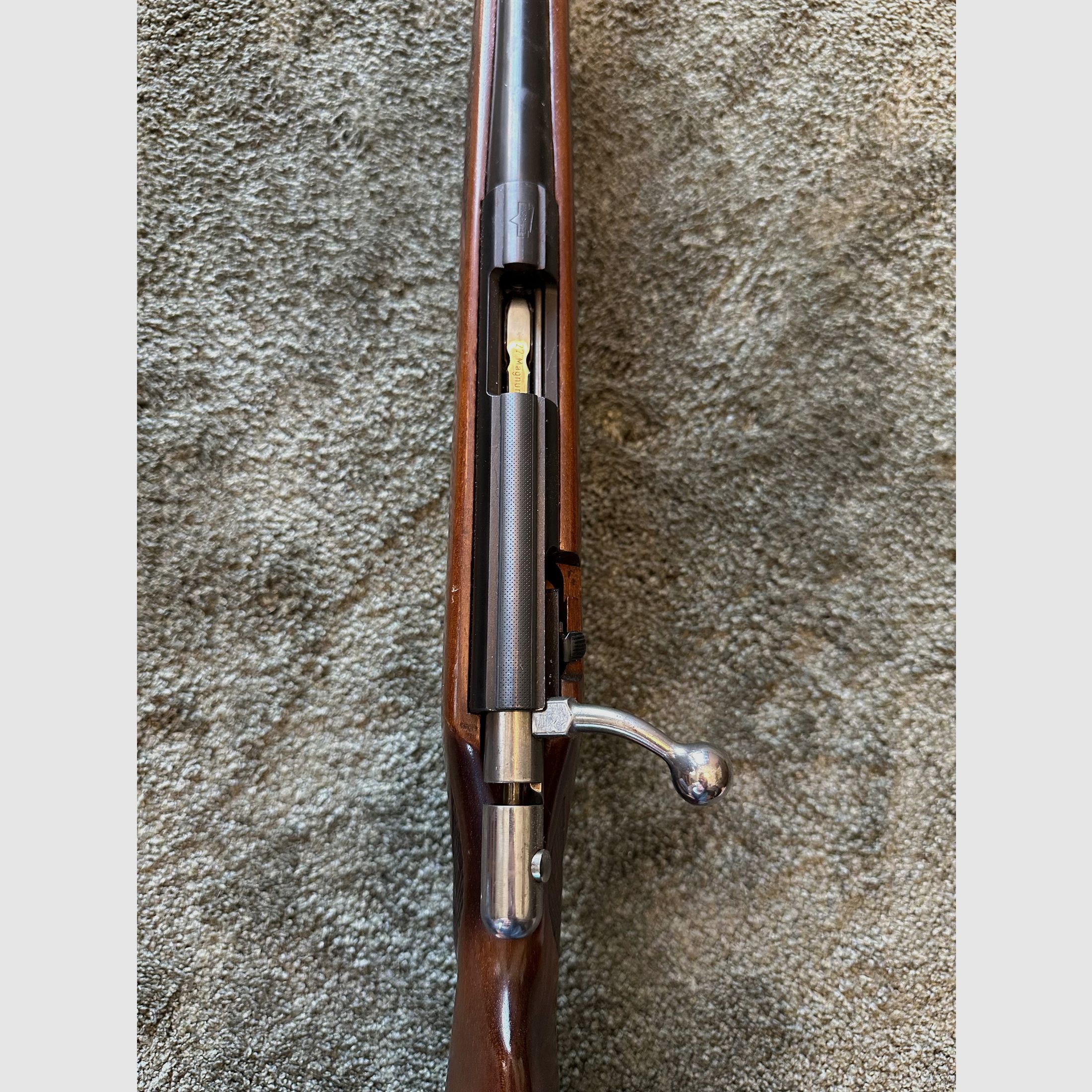 Anschütz Repetierer Kaliber .22 WMR – mit Zeiss Digital-Z 6x42 – Stecher 