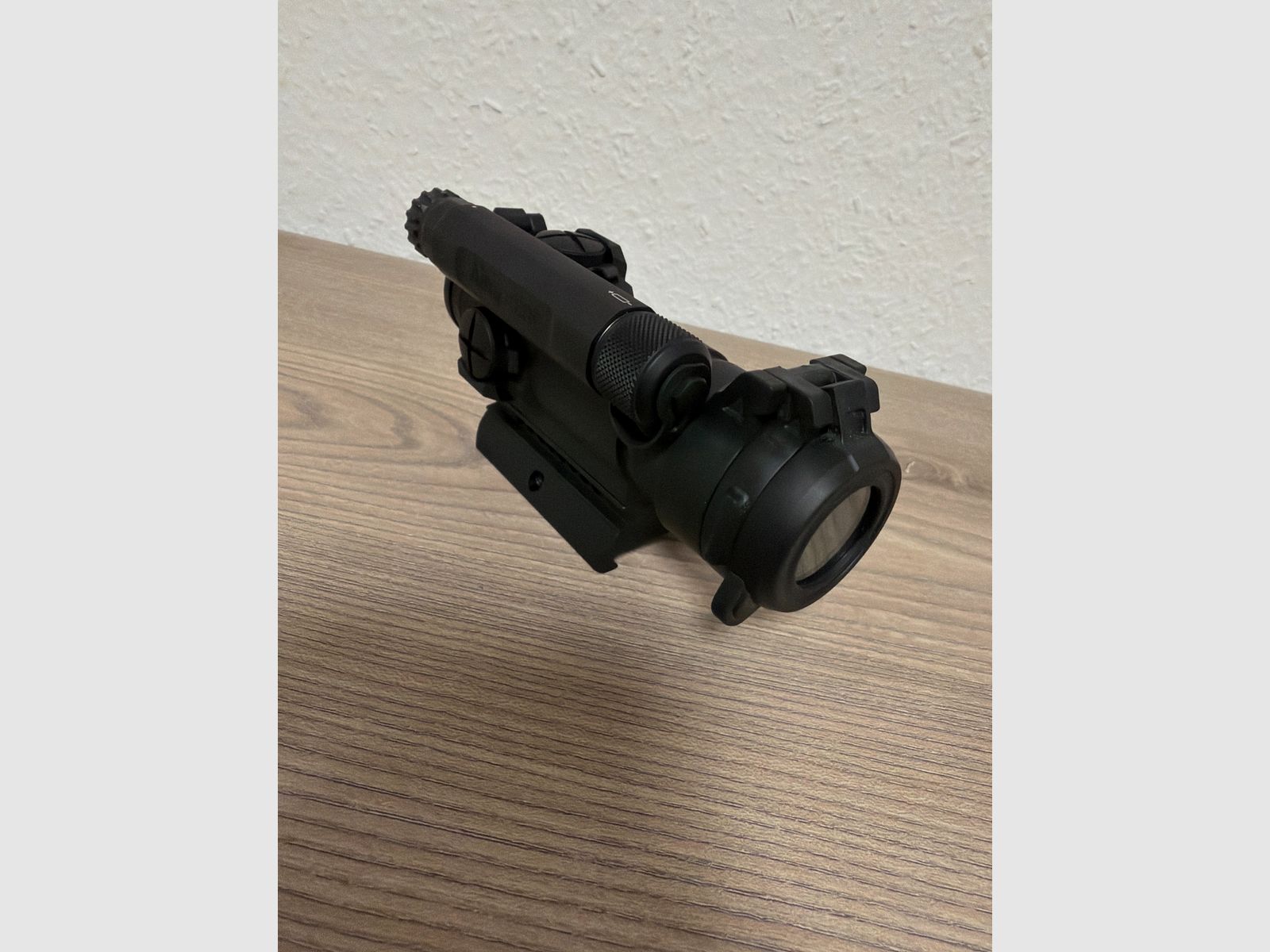 Aimpoint CompM4, image 6 sur 6