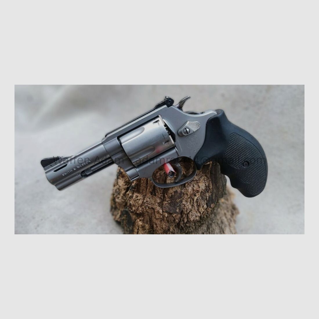Smith & Wesson 60-3 Small Hunter