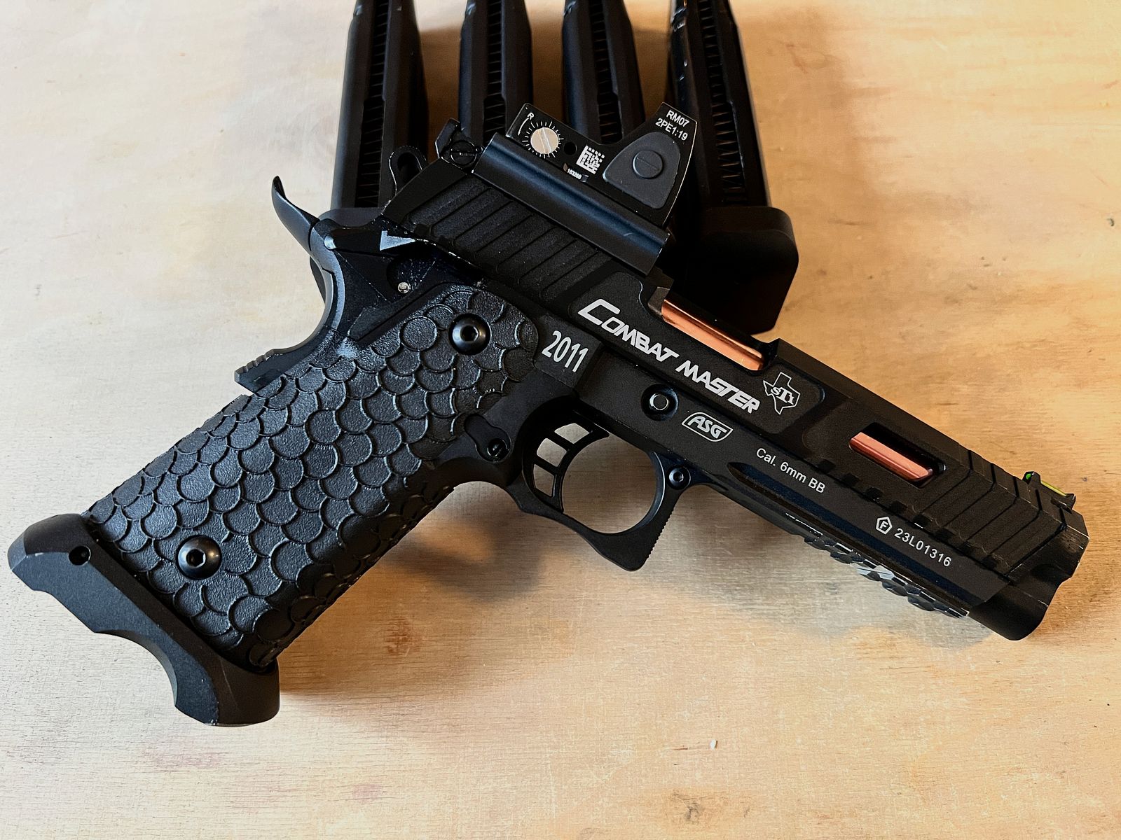 ASG Combat Master 2011 Hi Capa Airsoft Pistole