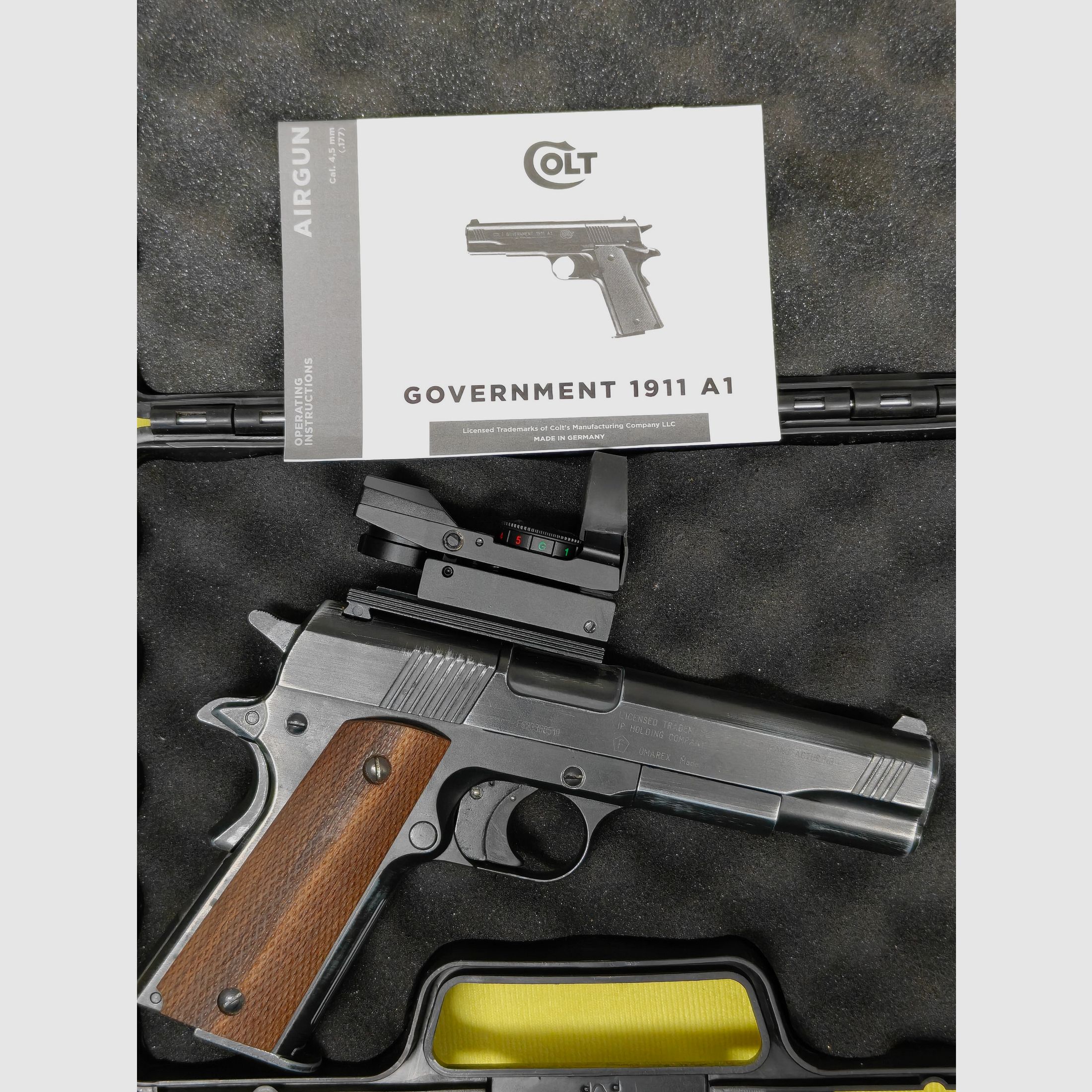 CO2 Colt Government 1911 A1 cal. 4,5mm / .177 Umarex, immagine 6 di 6