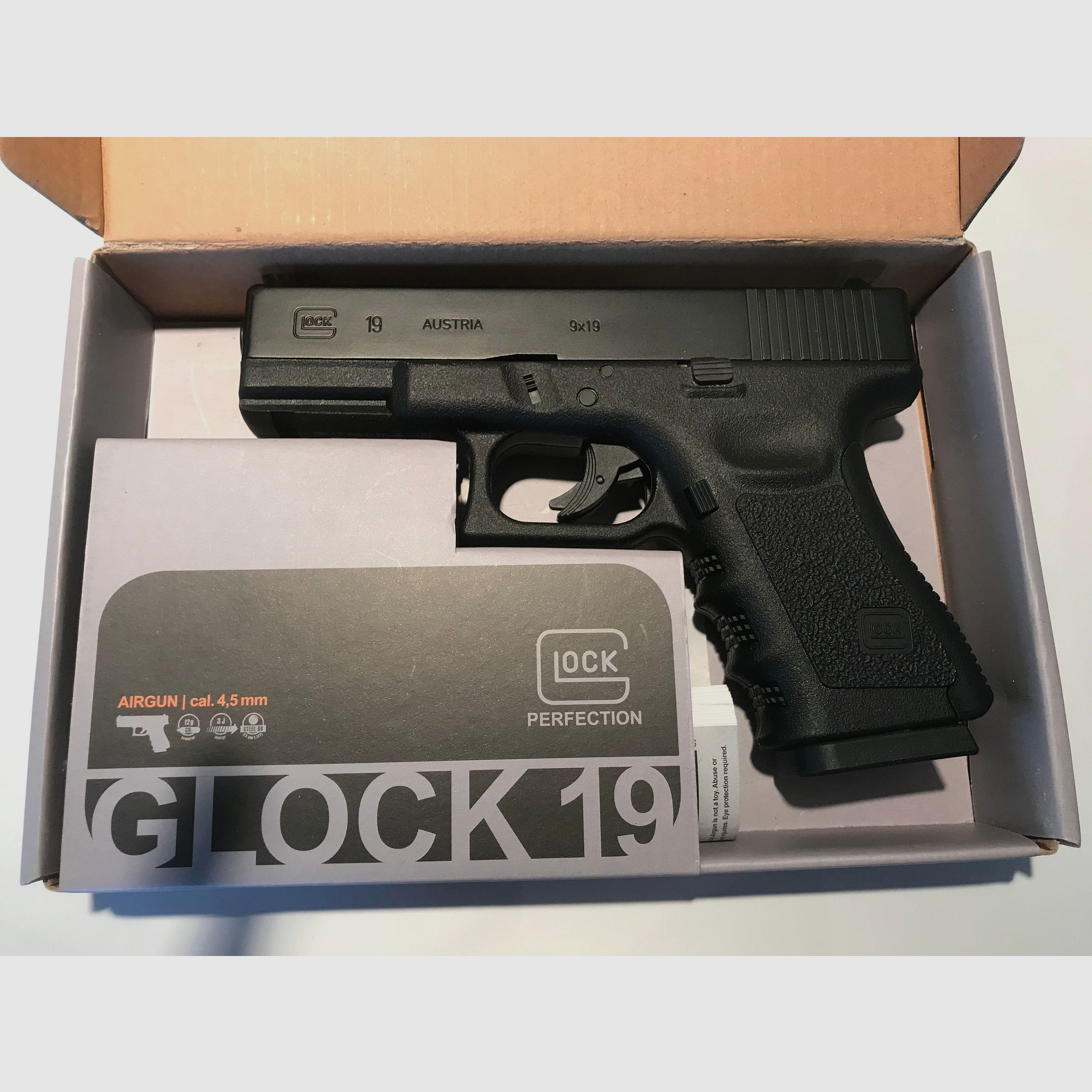 Glock 19 Airgun