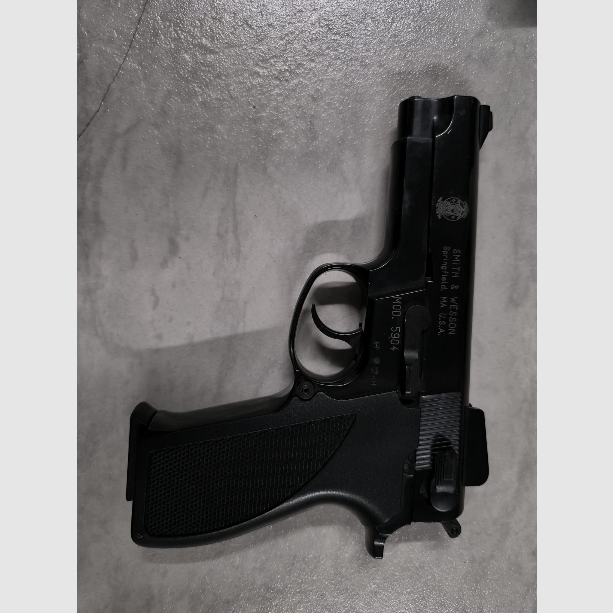 Smith Wesson 5904
