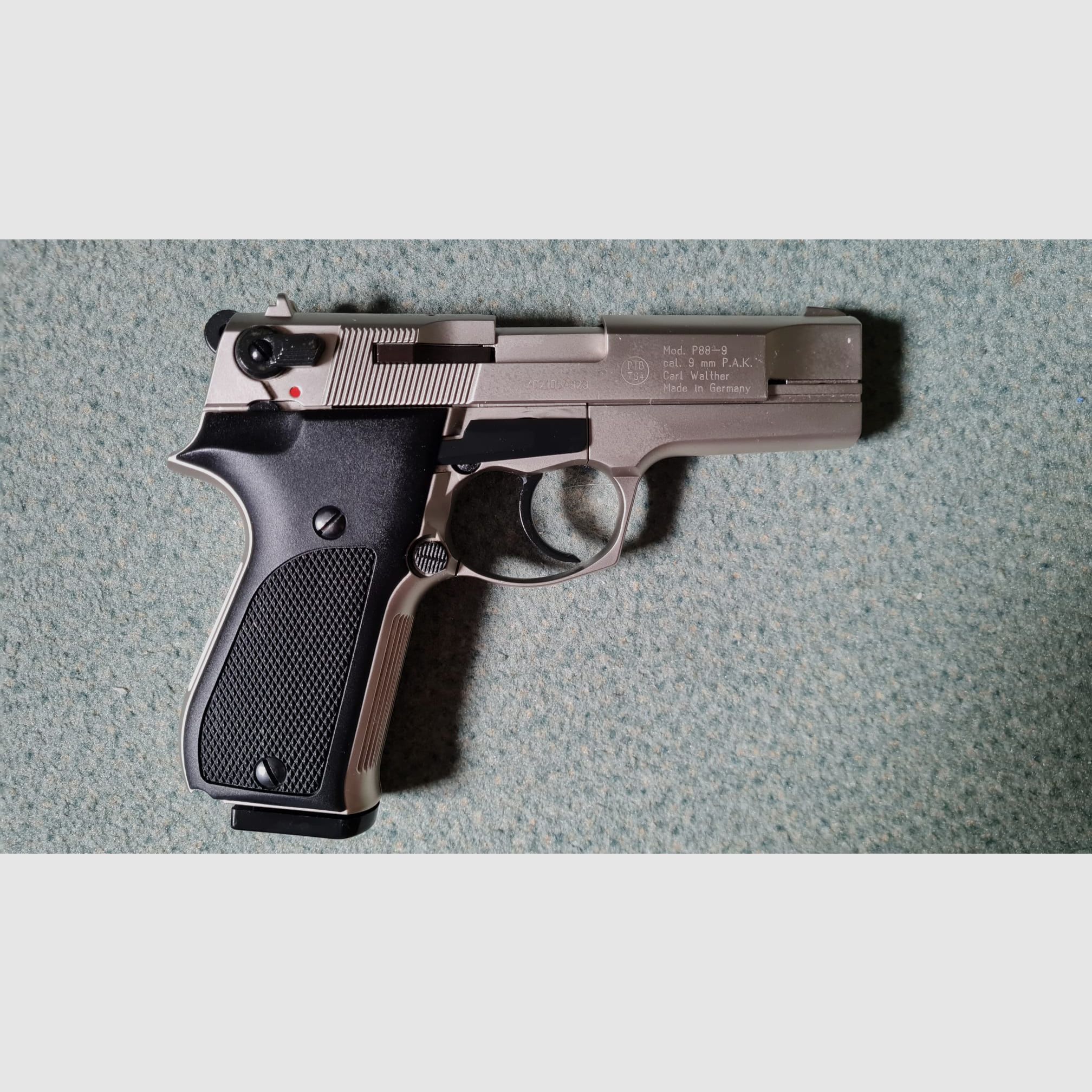 Walther P88 Schreckschuss Pistole 9mm P.A.K. bicolor/vernickelt