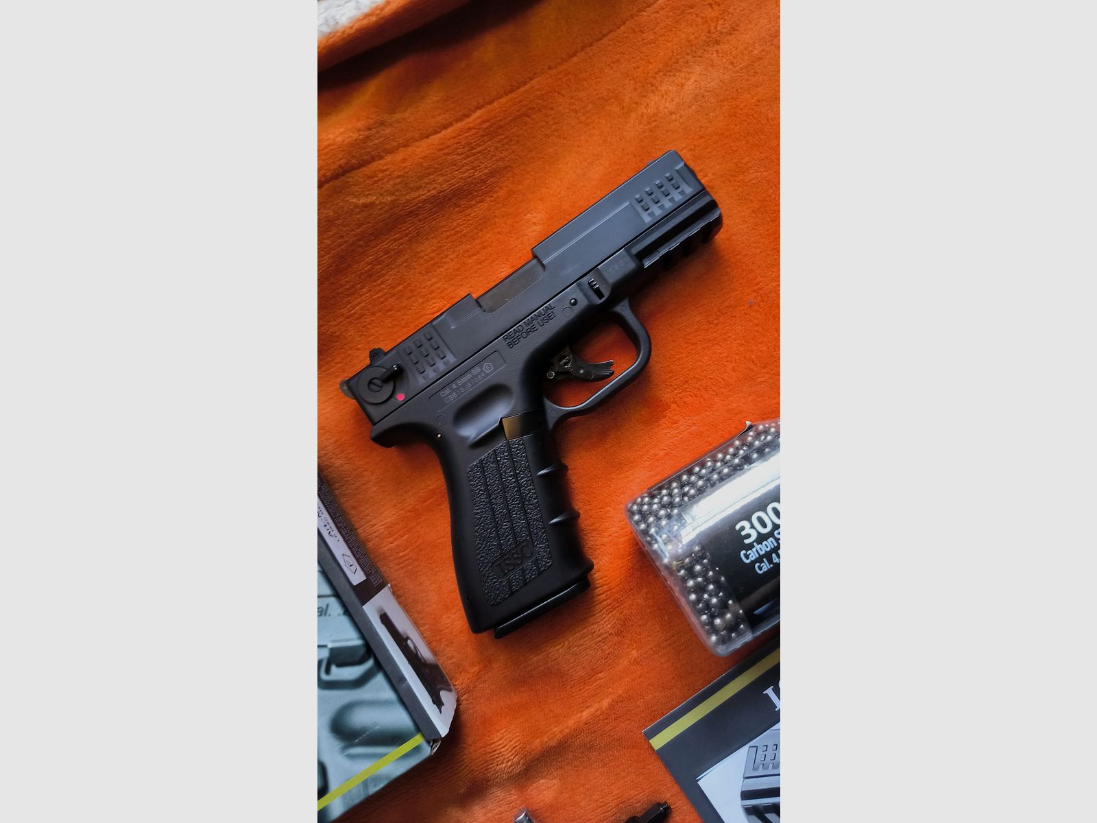 ISSC M22 CO2 Blow Back Pistool Topstaat met OVP