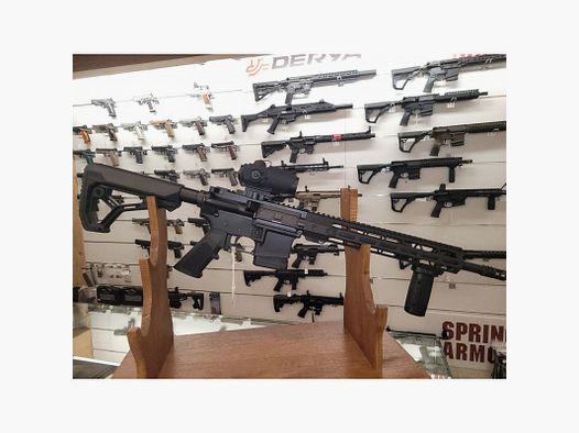 Sabatti S.A.R 223 rem 14,5" + Sight Mark/ Empuñadura táctica