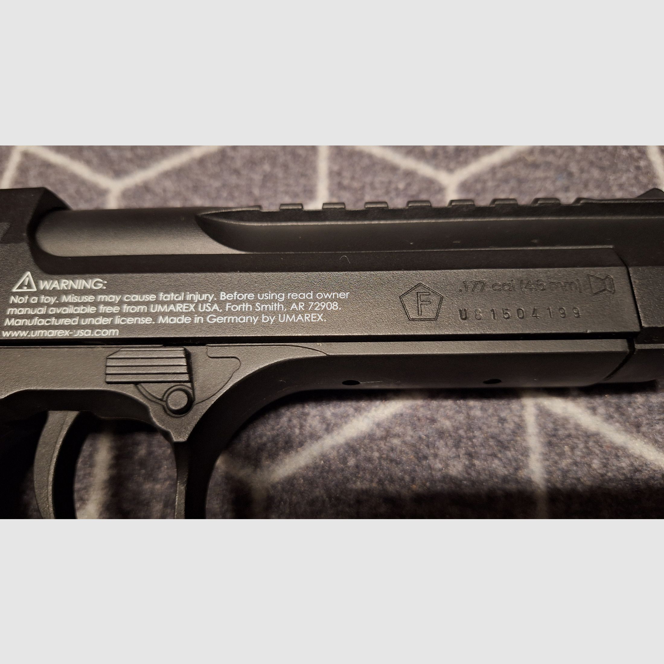 UMAREX Desert Eagle Magnum Research, Inc. - “Blow Back” - Diabolo