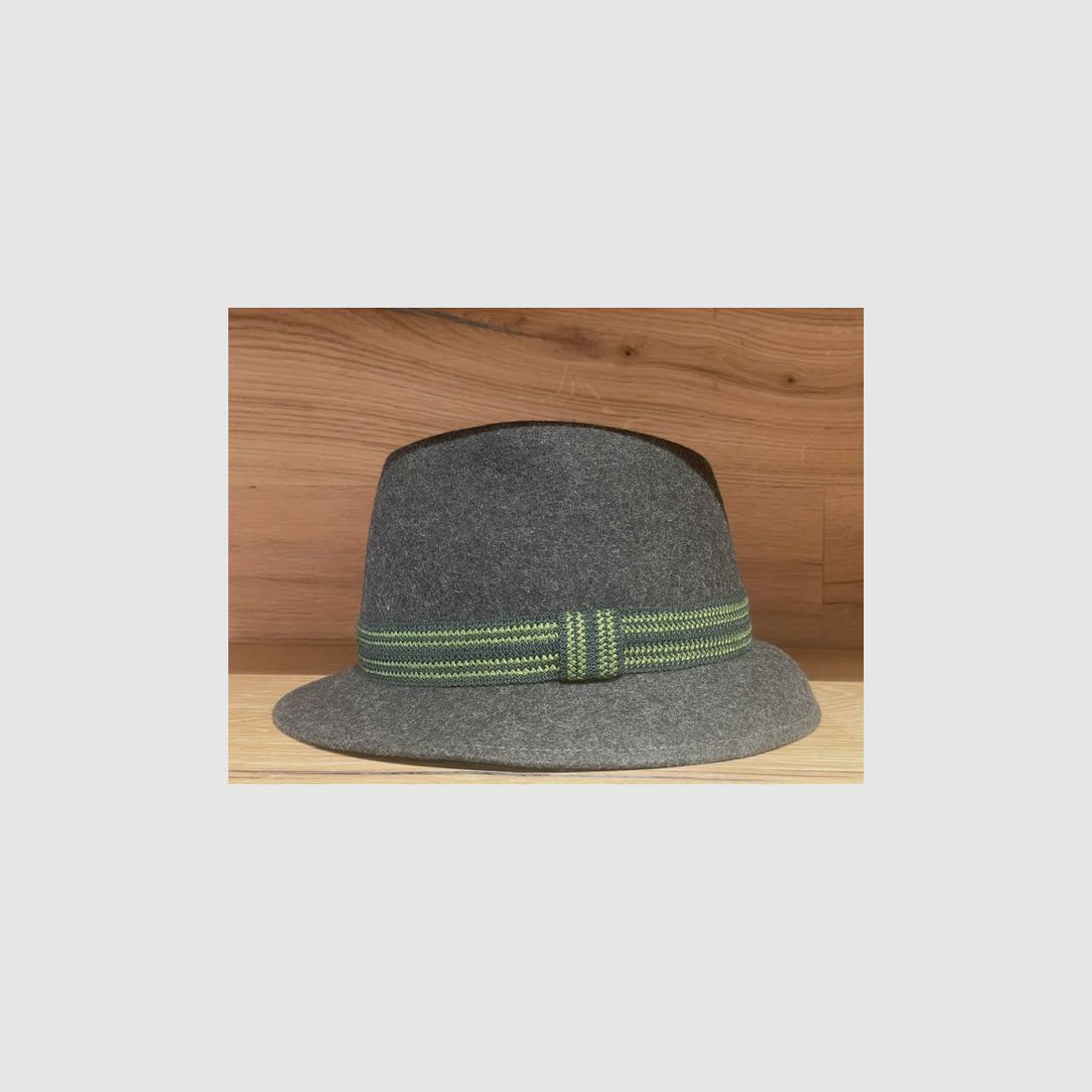 Chapeau en Laine en Olive