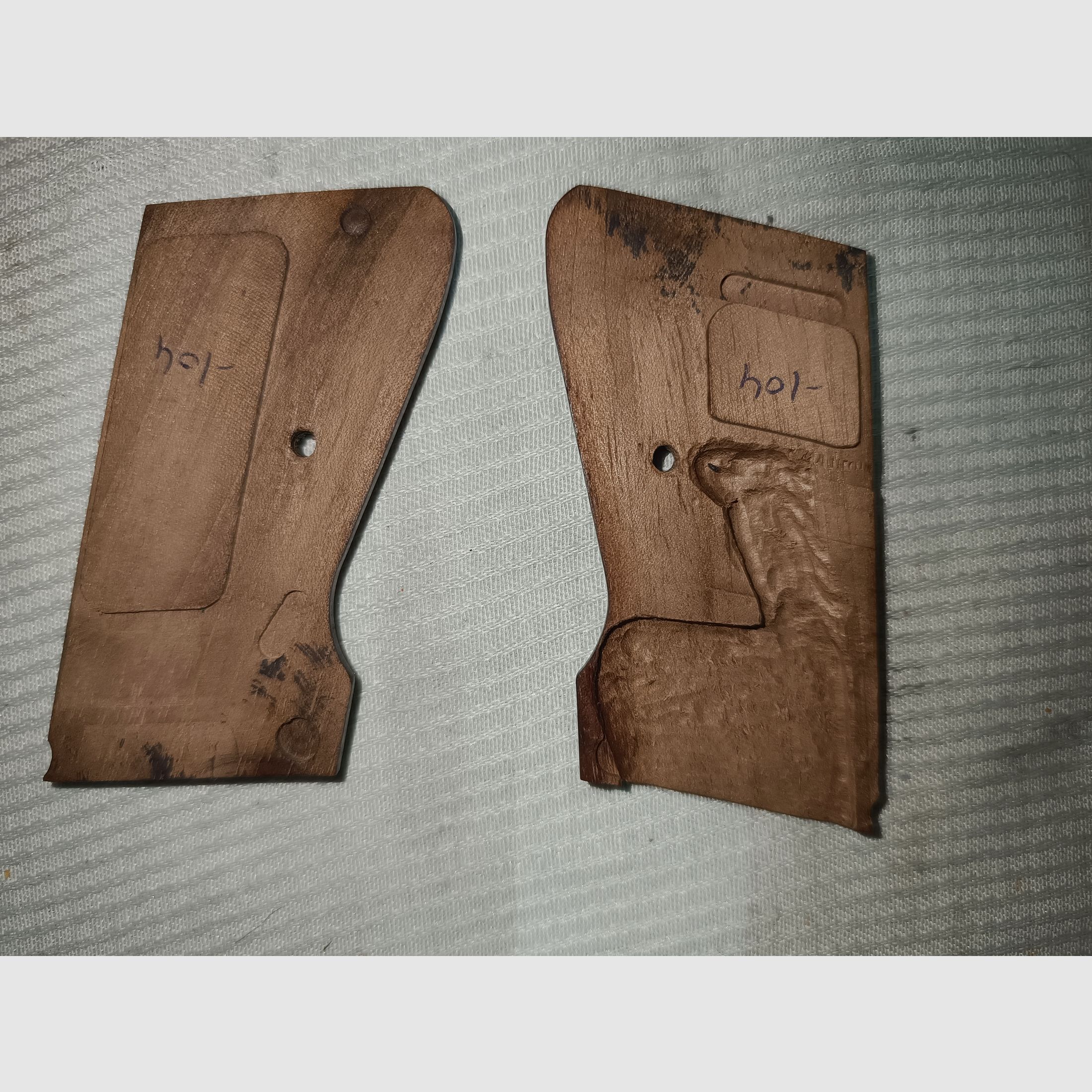Walther PP Griffschalen mit Adler Drauf 