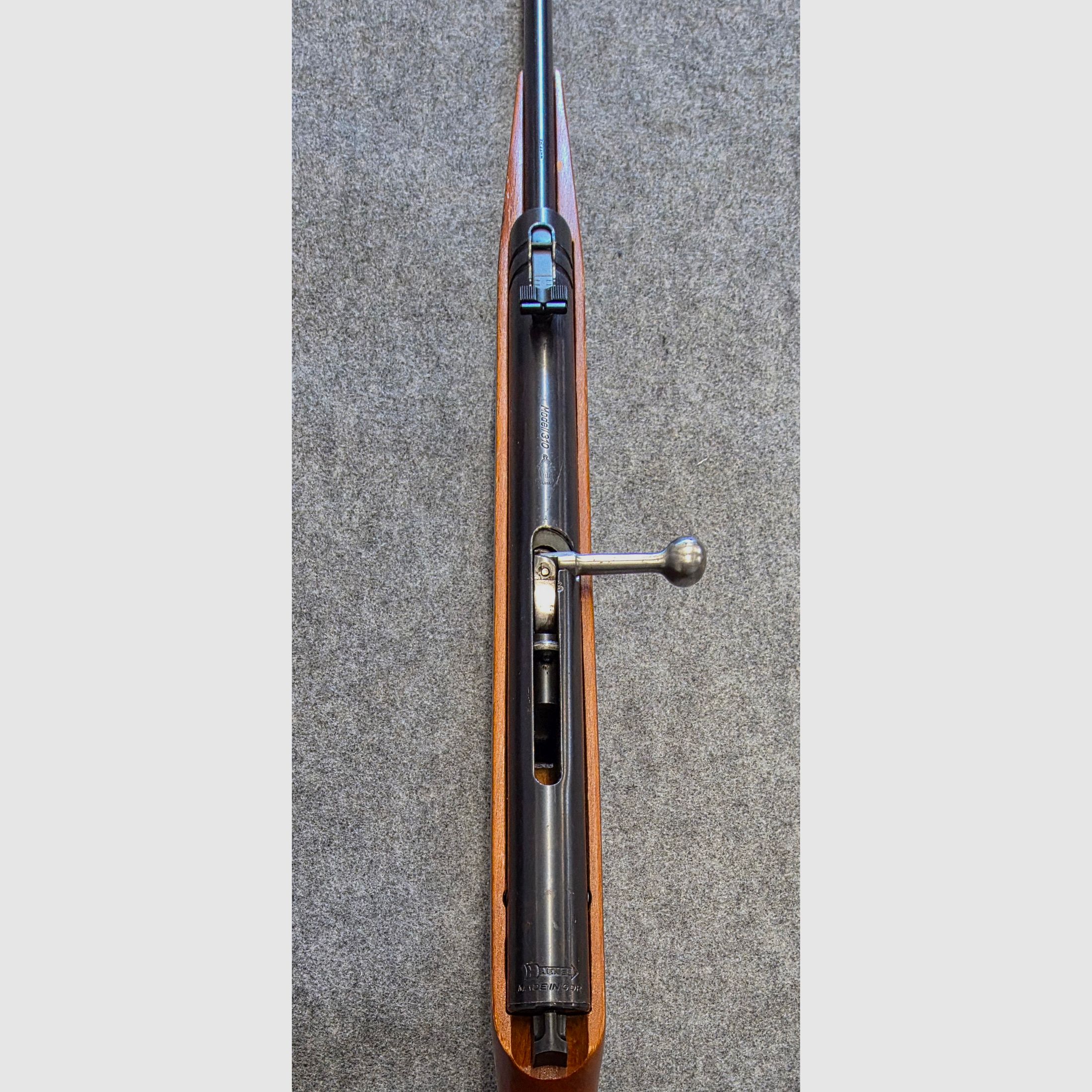 Exécution spéciale avec seulement 2 vis de fixation et longueur normale Haenel 310 avec détente standard, carabine à répétition Kirmes 4,4 mm carabine à air.