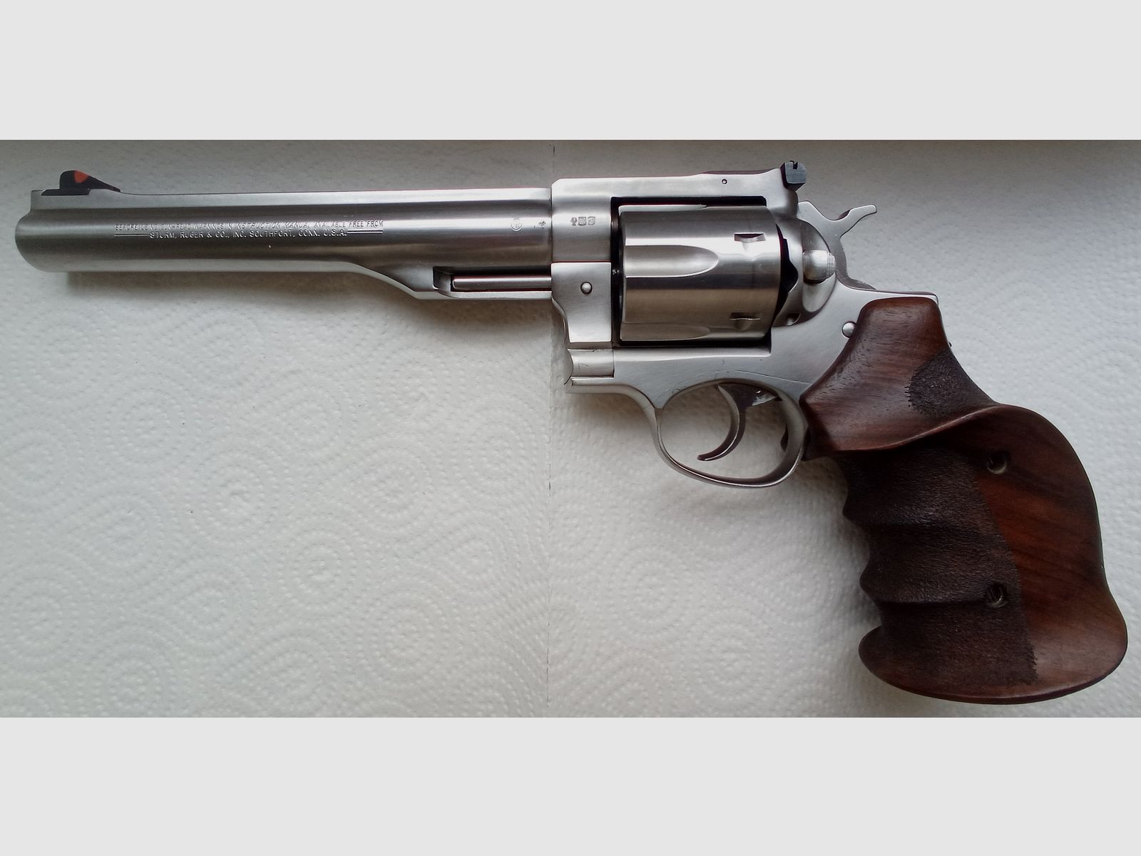 Rewolwer Ruger Redhawk .44RemMag