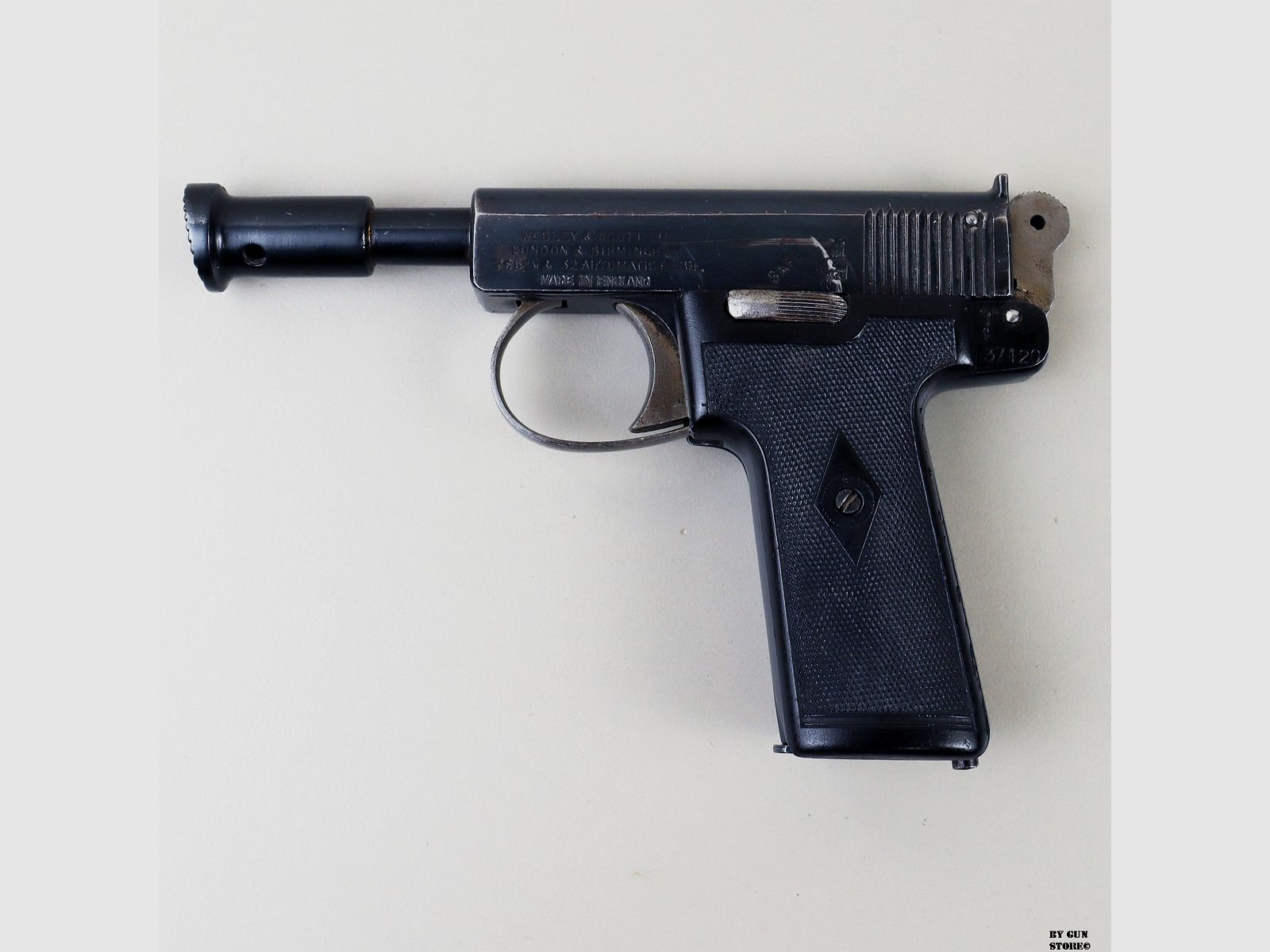 Pistolet Webley & Scott mod. 1913 Humane Killer cal. 7,65 mm n° de série 137420, image 1 sur 14