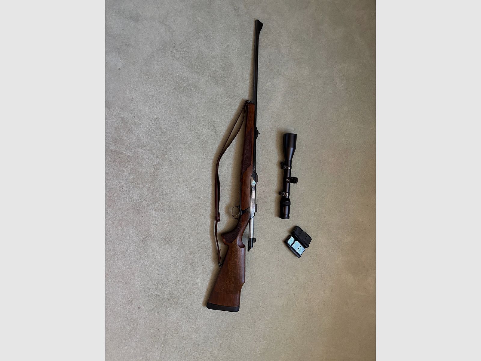 Sauer 202 in het kaliber .300 Winchester Magnum met Swarovski richtkijker