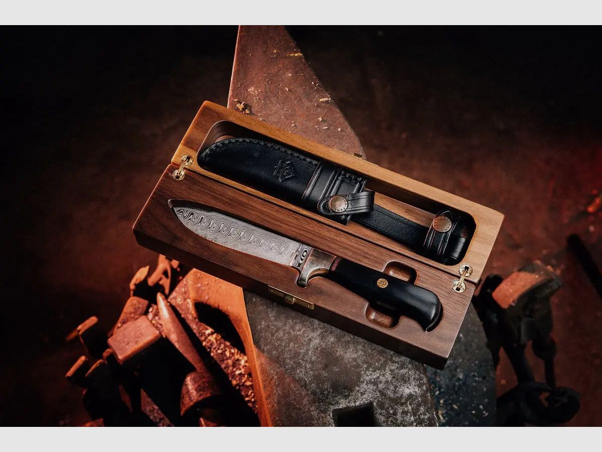PUMA annual knife 2021, buffalo horn, SN18, limited to 25 pcs.