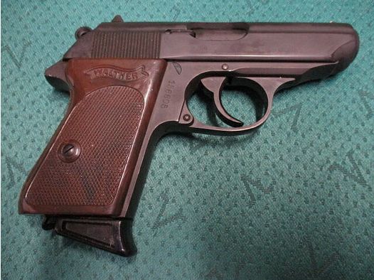 Pistolet 7,65 mm Browning Walther PPK Bundeswehr de 1959 avec approbation PPK