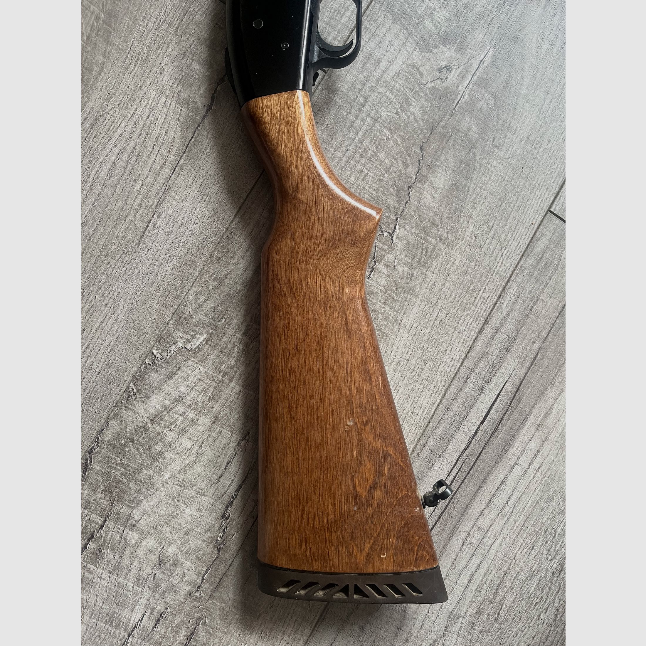 Mossberg Vorderschaft Repetierer