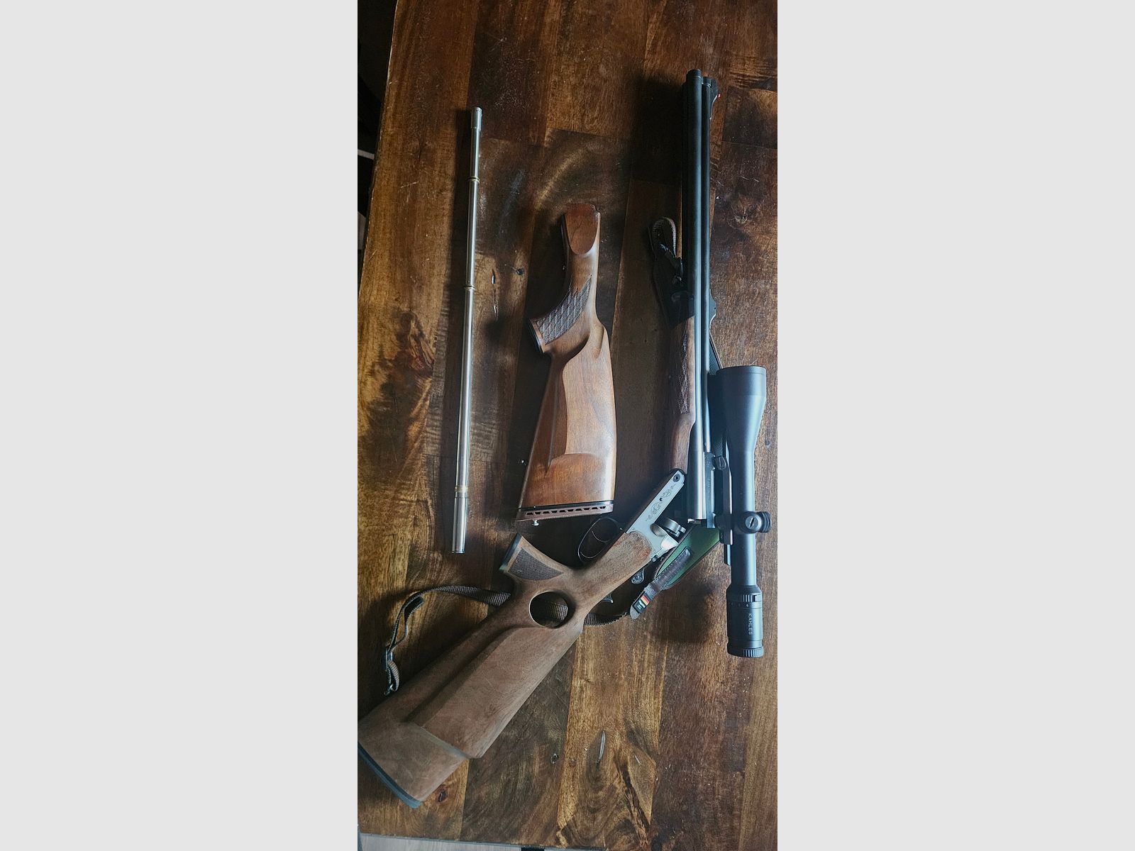 Blaser D99 con calcio a buco