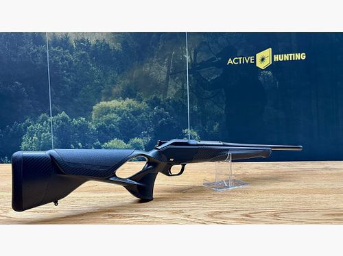 Blaser R8 Ultimate Carbon / Linksausführung / gekürzter Lauf / M15x1 / Standardkaliber nach Wahl