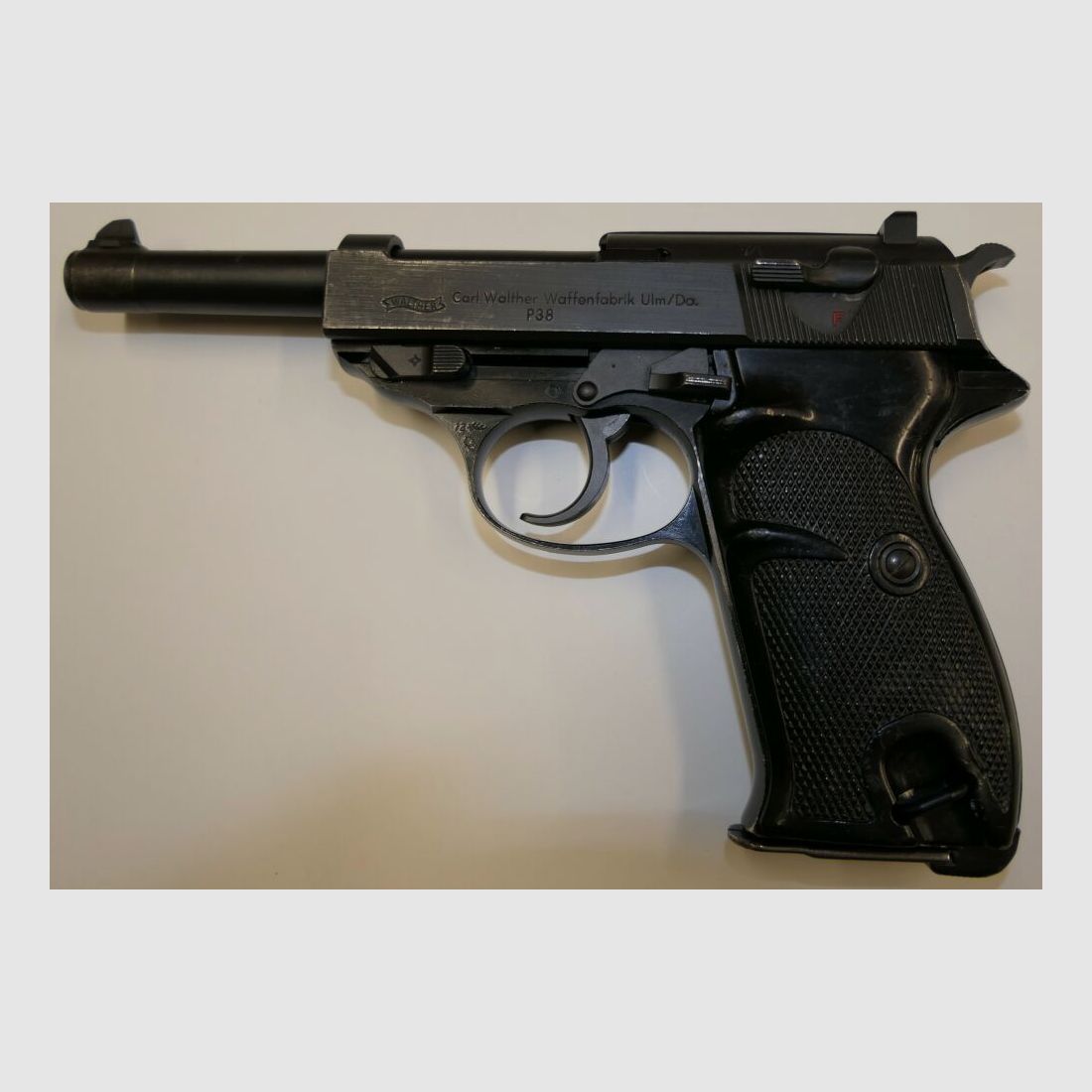 Waffenfabrik Walther Ulm Donau Pistole Walther P38 im Kaliber 9mm Para Inkl. Zubehör