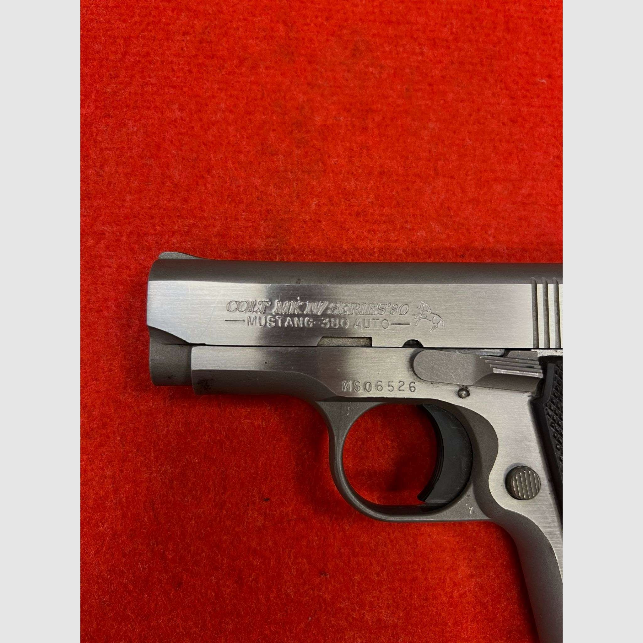 Colt Modèle Mustang Plus II Calibre 9x17mm, image 3 sur 4