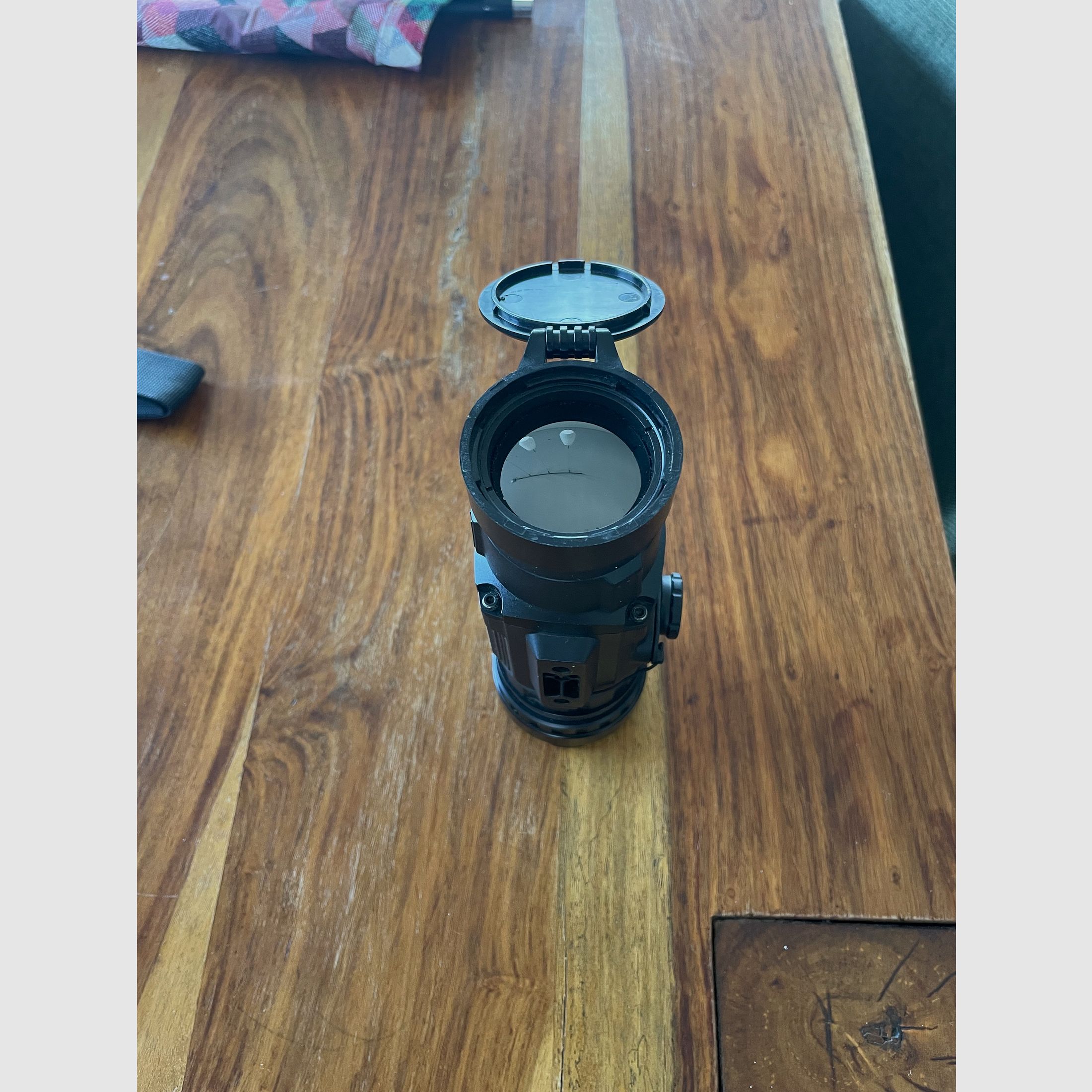 Infiray CL 42 thermal imaging attachment