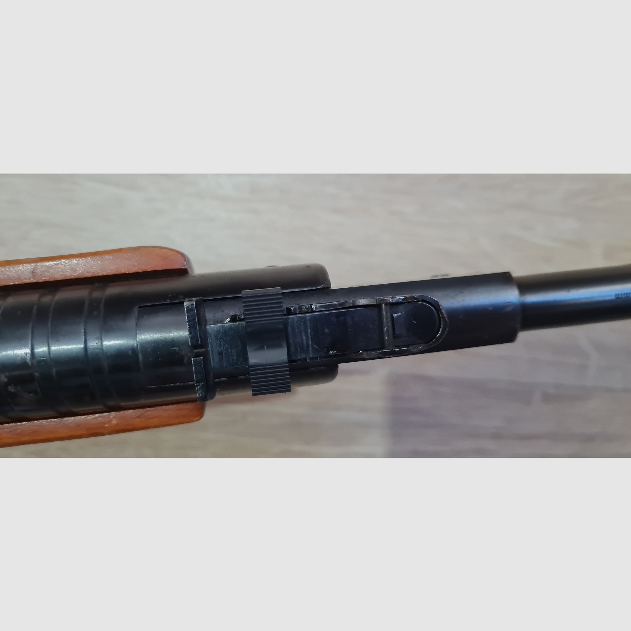 Fusil à air comprimé Hänel Mod  303