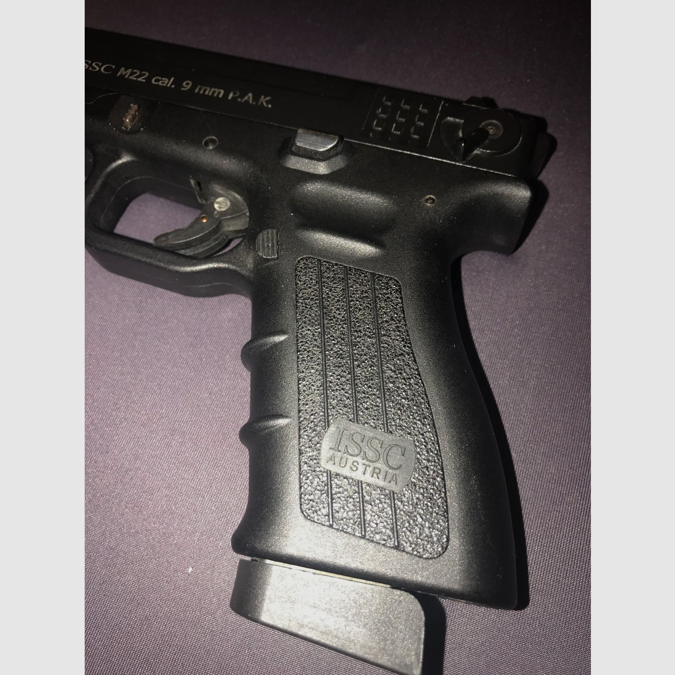 ISSC M22 Schreckschusspistole 9mm P.A.K – Fast neuwertig, top Zustand