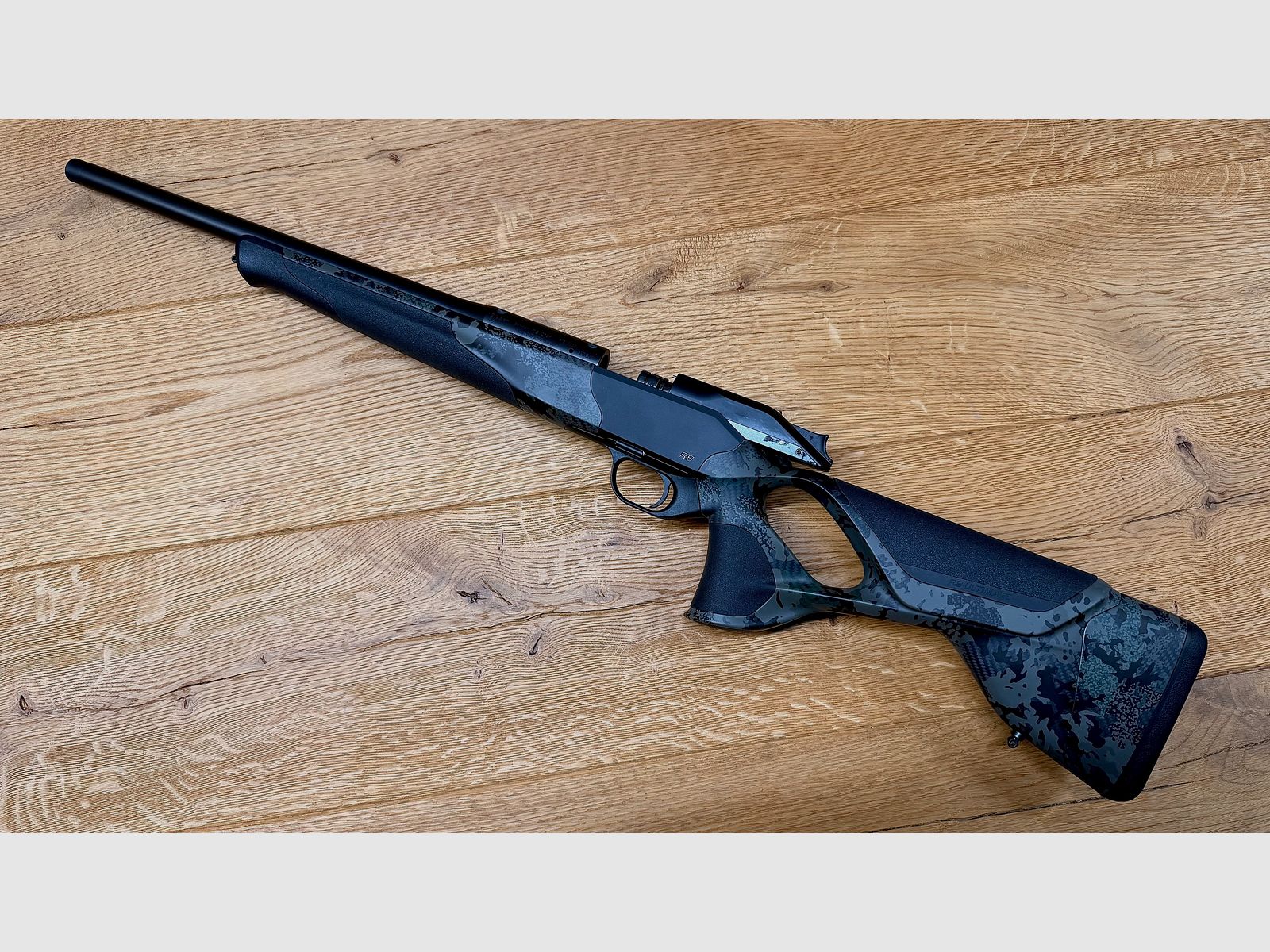 Blaser R8 Ultimate Carbon Huntec Camo Komplettwaffe / Kaliber wählbar / Logo schwarz / Semi Weight