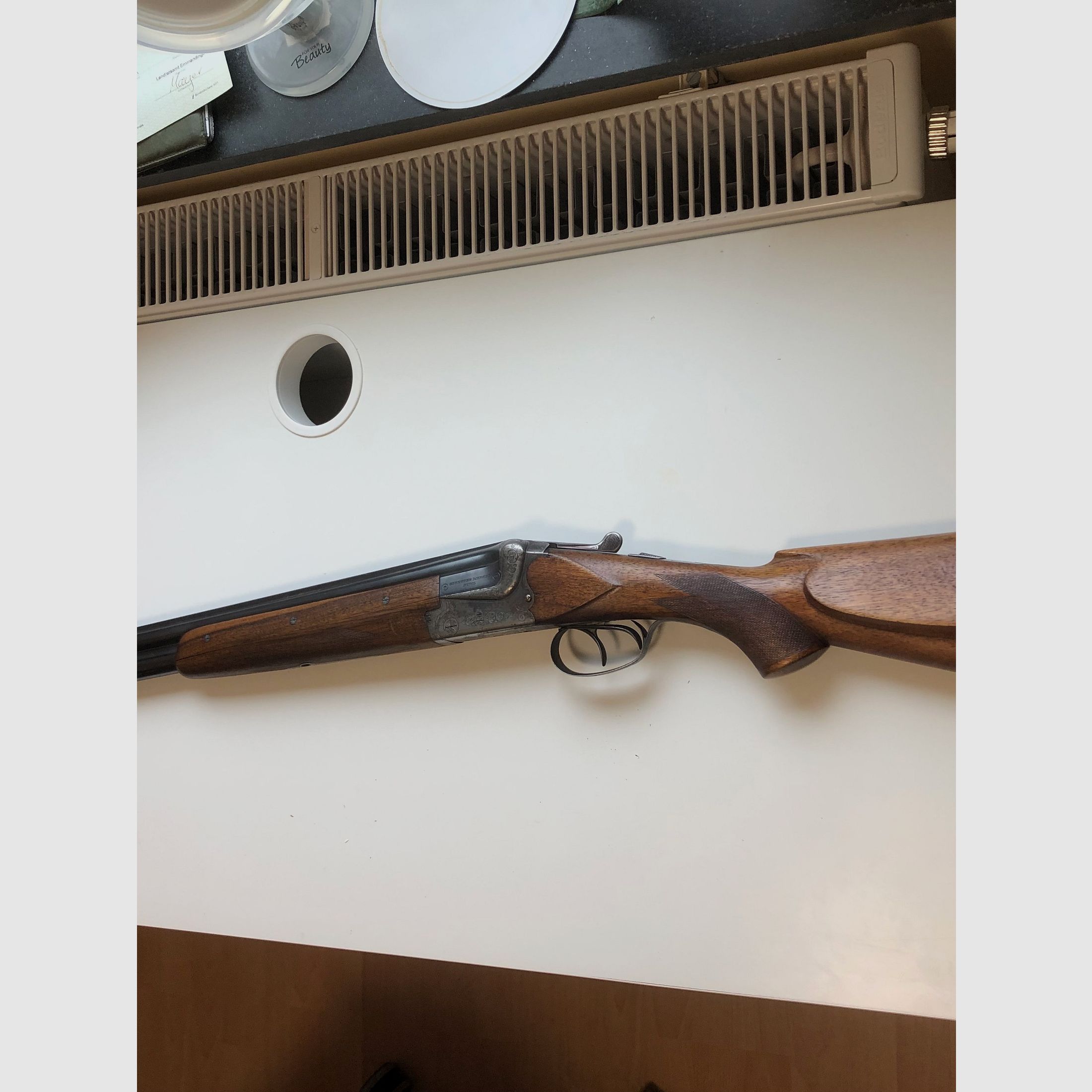 Double-barreled shotgun Mars