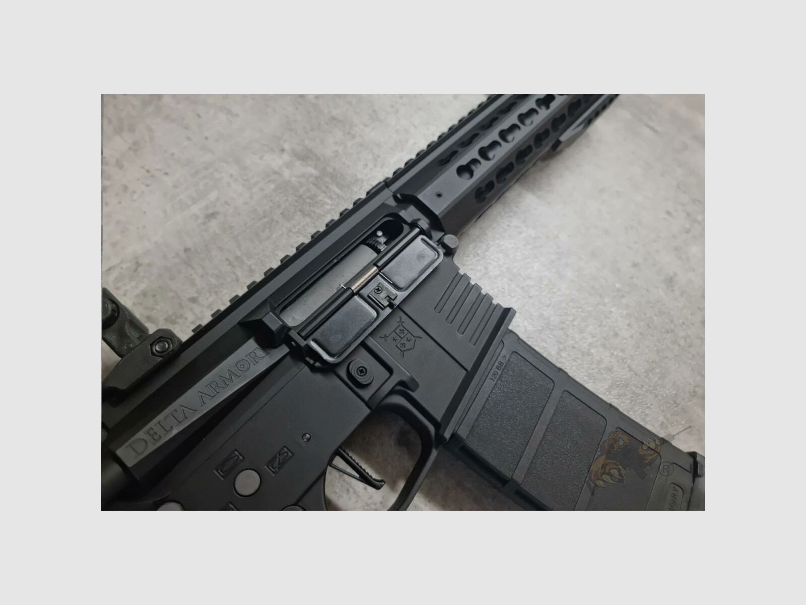 AR15 KeyMod 8 Zoll ALPHA Vollmetall Delta Armory Schwarz S-AEG Airsoft Gewehr Frei ab 18 Jahren