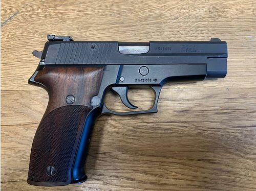 SIG Sauer	 P226 Classic Sport