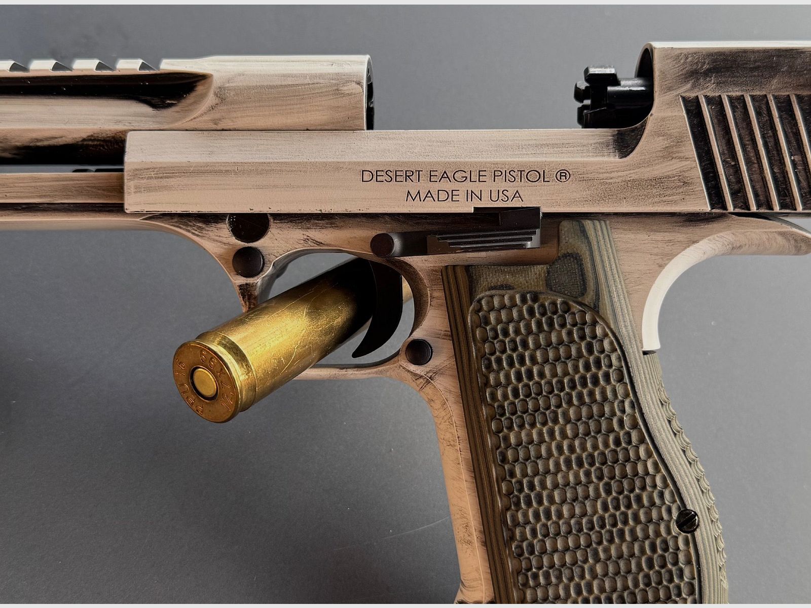 Desert Eagle .44 Mag. Magnum Research