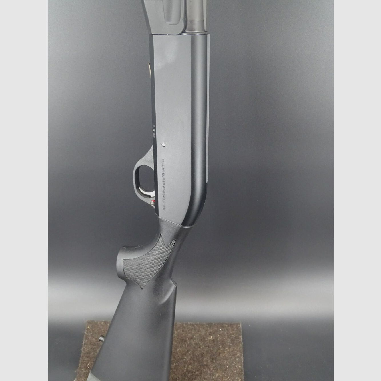 Tentoonstellingsstuk NEUWAFFE Benelli M1 Kaliber 12/76 ONGESCHOTEN M1