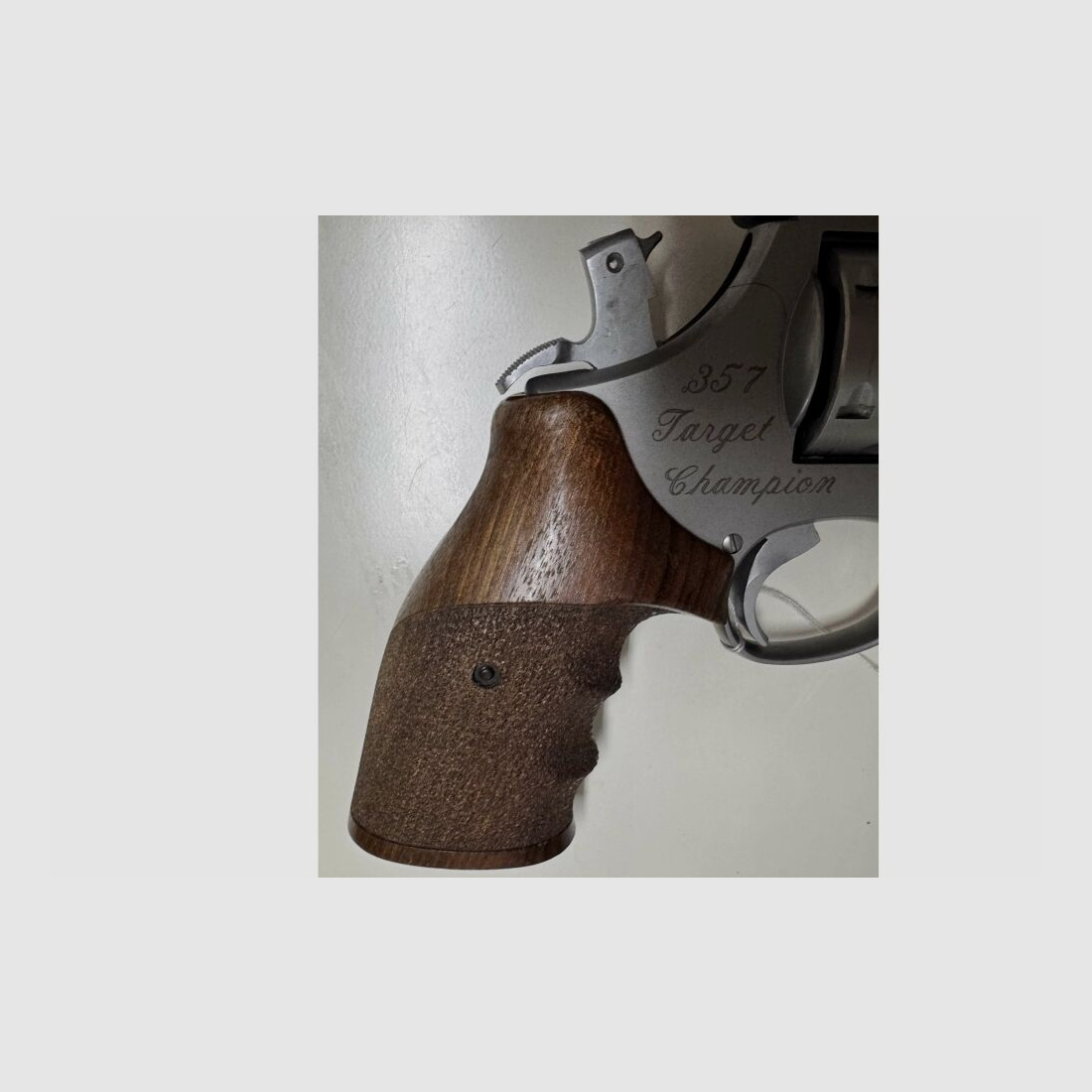 Smith & Wesson 686 Target Champion