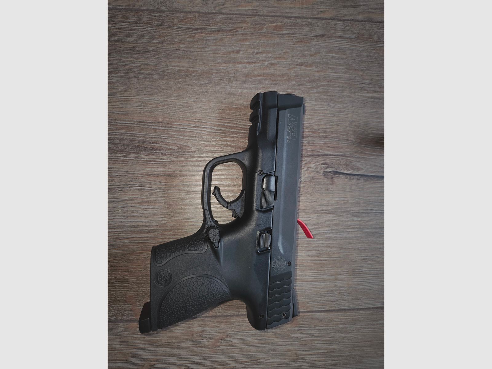 9 mm półautomatyczny