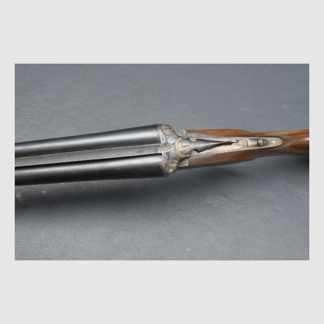 Verrou de côté double fusil avec durcissement coloré