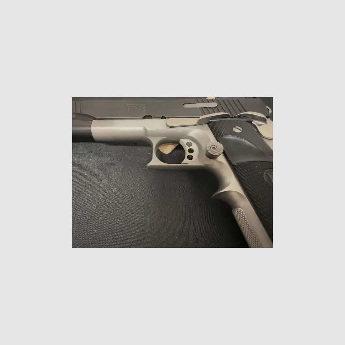 Peters Stahl Sportpistole 6" Kaliber 9mm Luger Para
