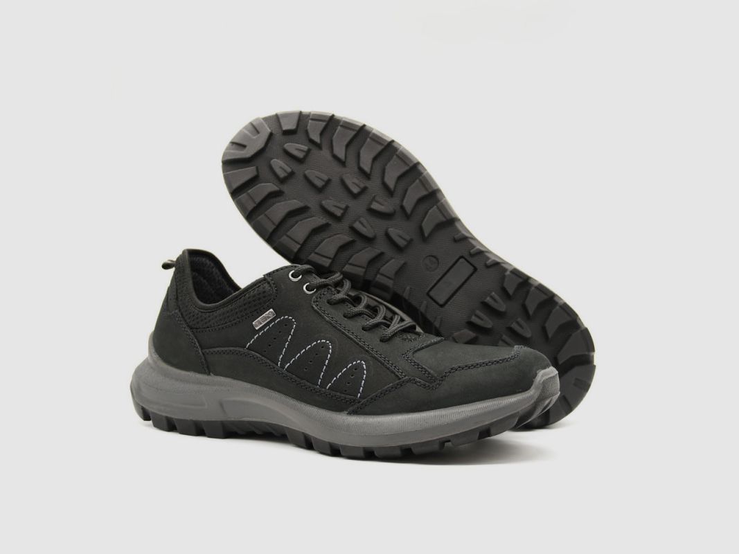 Schwarze niedrige Ayoka Dick Schuhe aus wasserdichtem Leder, Bild 13 von 14