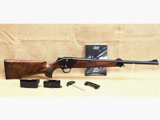 Blaser R8 Holzklasse 5 inkl. Montage Kaliber 8x57JS